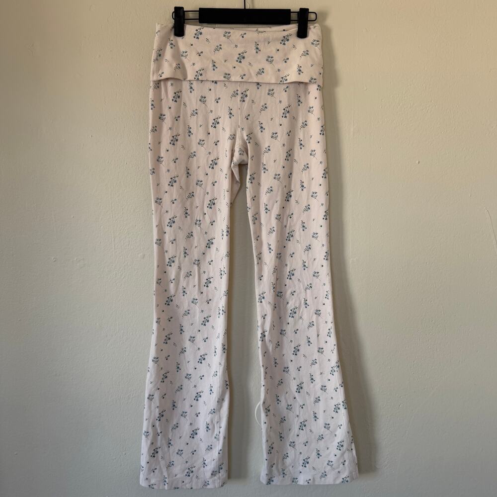 All in Motion white floral workout pants - Picture 2 of 6